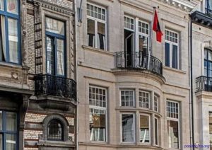 Read more about the article Cilat pasaporta dhe ID janë gati për tu tërhequr në Bruksel?